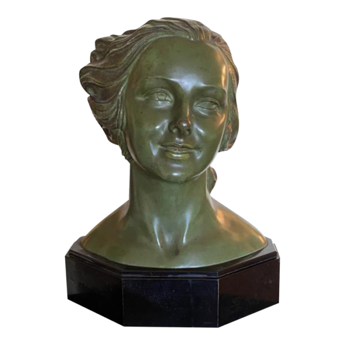 1925 bust of julienne lullier 3046