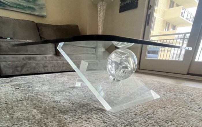 1970s lucite and glass coffee table 5309