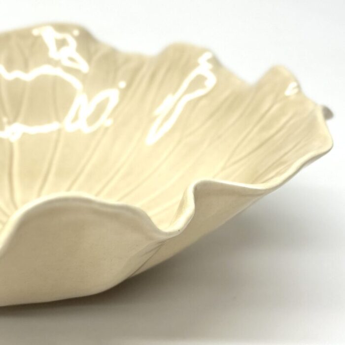 1980s oversized poppytrail lotus serving bowl by metlox 9514