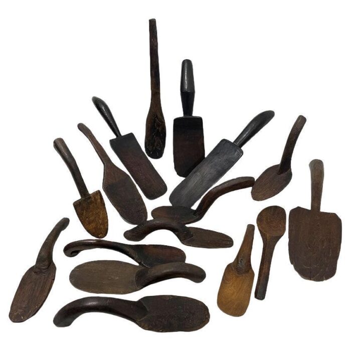 19th century wooden spoons set of 16 2305 scaled