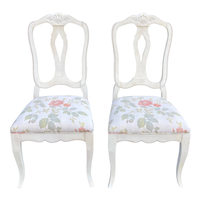 2000s ethan allen country french birch dining chairs a pair b 26 6202 brittany 8324