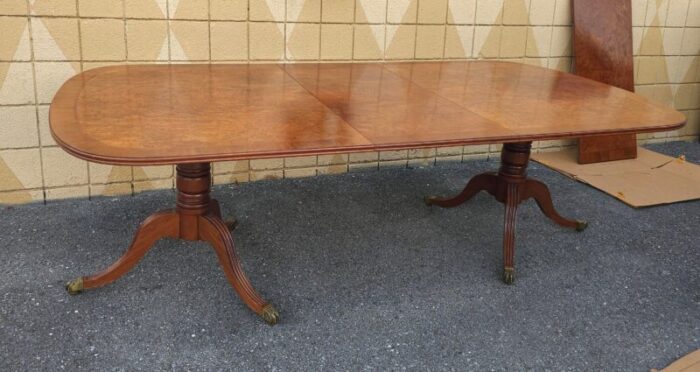 20th century henkel harris georgian style crossbanded and burl mahogany extension dining table 2362