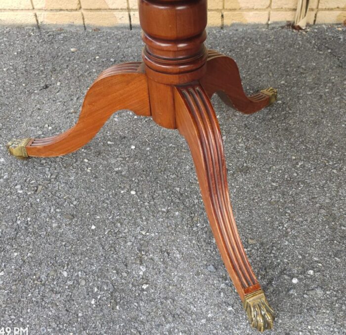 20th century henkel harris georgian style crossbanded and burl mahogany extension dining table 4764