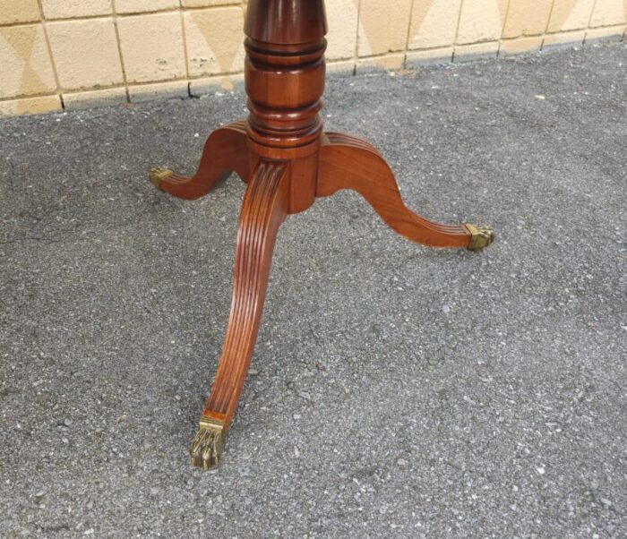 20th century henkel harris georgian style crossbanded and burl mahogany extension dining table 7836