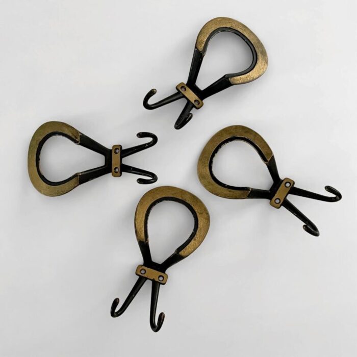 French Iron Loop Hooks 15 web master