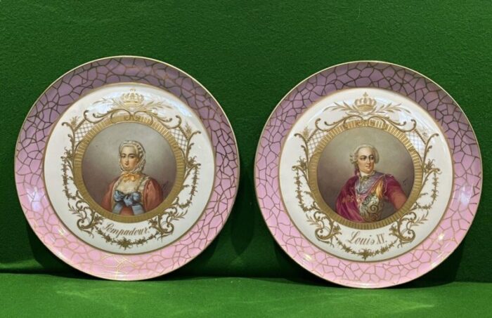 antique louis xv and pompadour portrait cabinet plates set of 2 0823