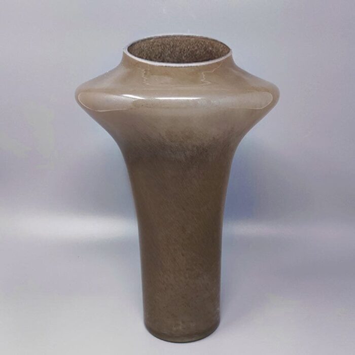 beige vase in murano glass by dogi italy 1970s 2 1