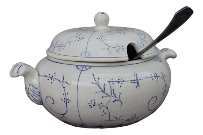 belgian porcelain tureen from boch freres 1930s 2240