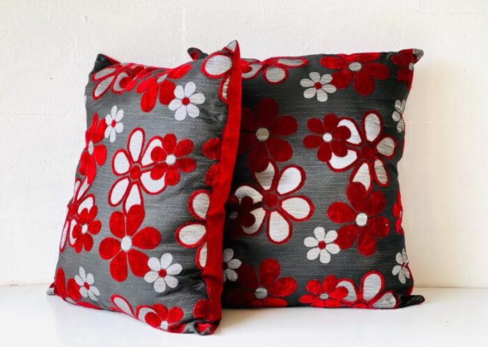 black and red crimson cushion 12