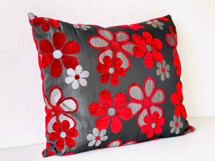 black and red crimson cushion 4