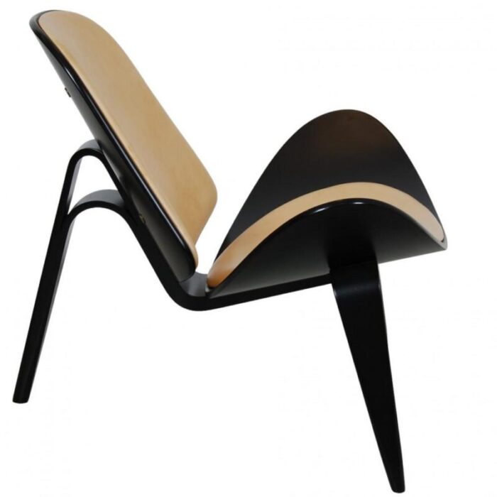 black shell chair in natural leather by hans wegner 2000s 6776