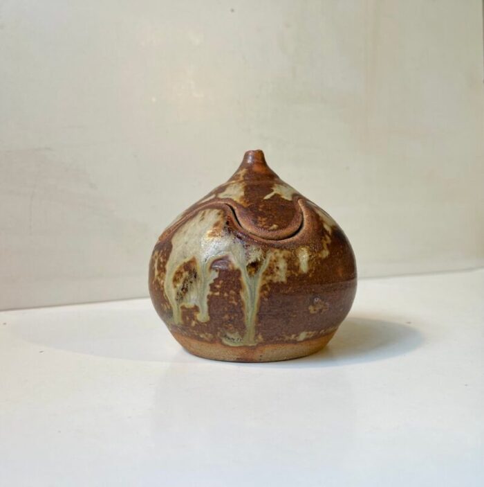 brutalist glazed onion trinket jar in stoneware by soren visby 1970s 2