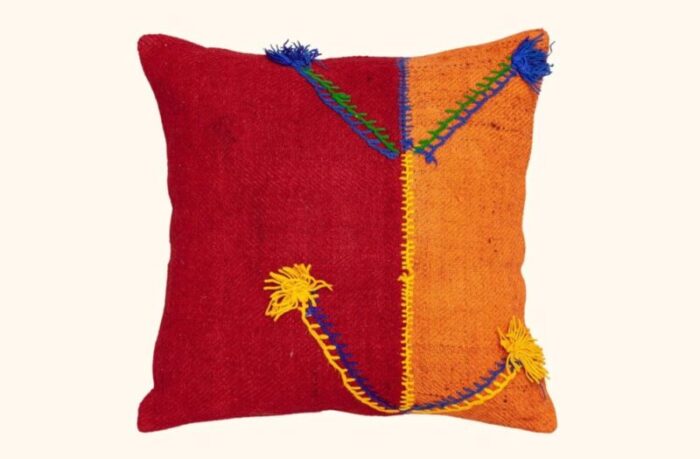 elci kilim cushion 1