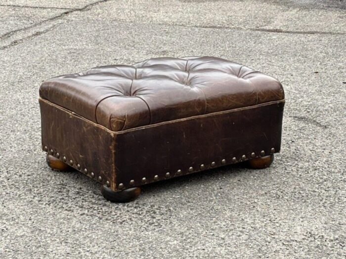 foot stool in brown leather 9216