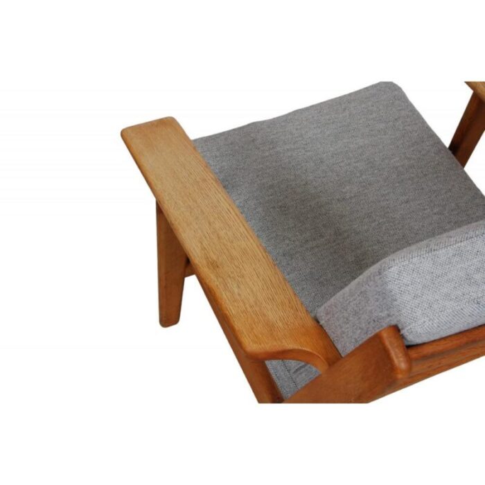 ge 290 lounge chair of oak and hallingdal fabric by hans wegner 1990s 3245