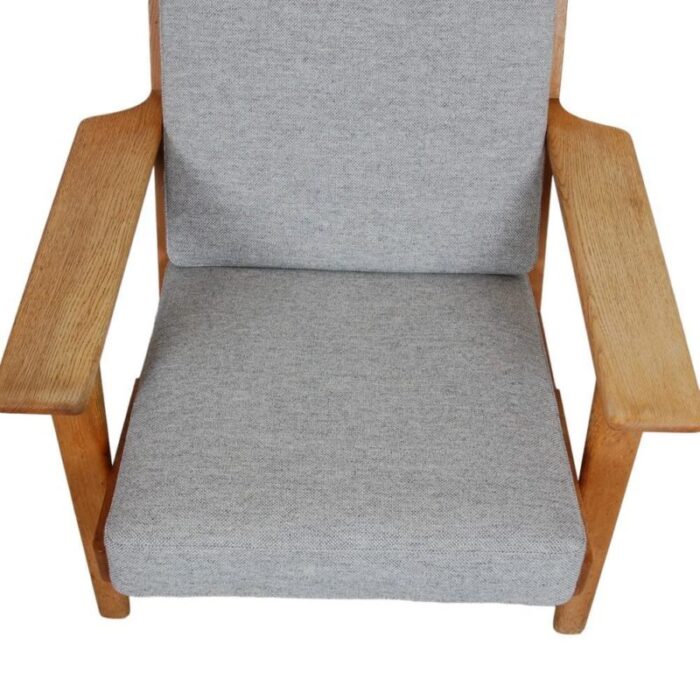 ge 290 lounge chair of oak and hallingdal fabric by hans wegner 1990s 5421