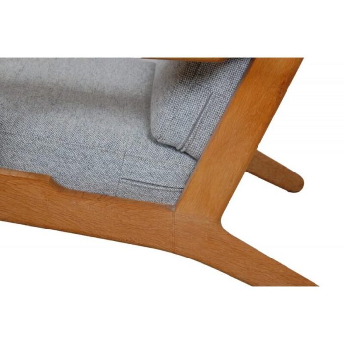 ge 290 lounge chair of oak and hallingdal fabric by hans wegner 1990s 6837