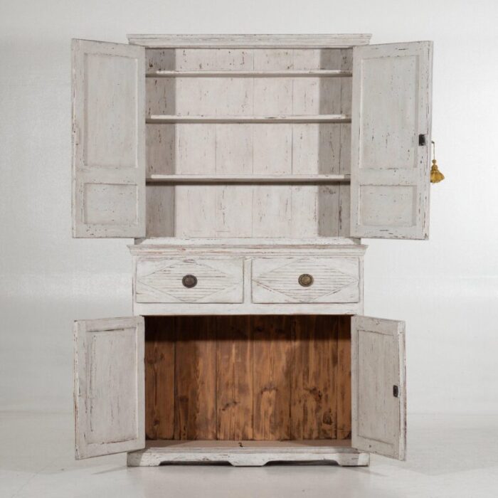 gustavian cabinet with carvings 1139