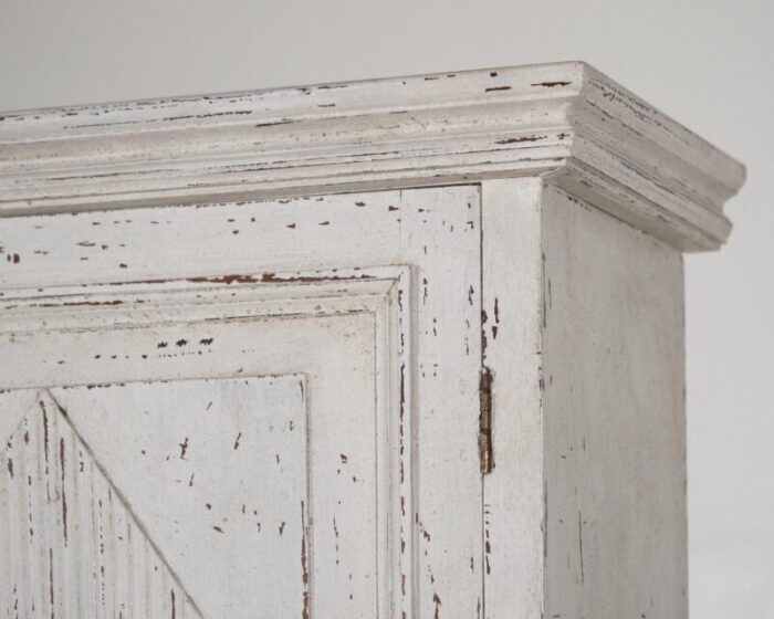 gustavian cabinet with carvings 6456