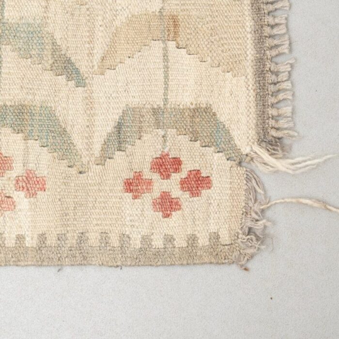 handmade wooven wool moroccan rug 1960s 9