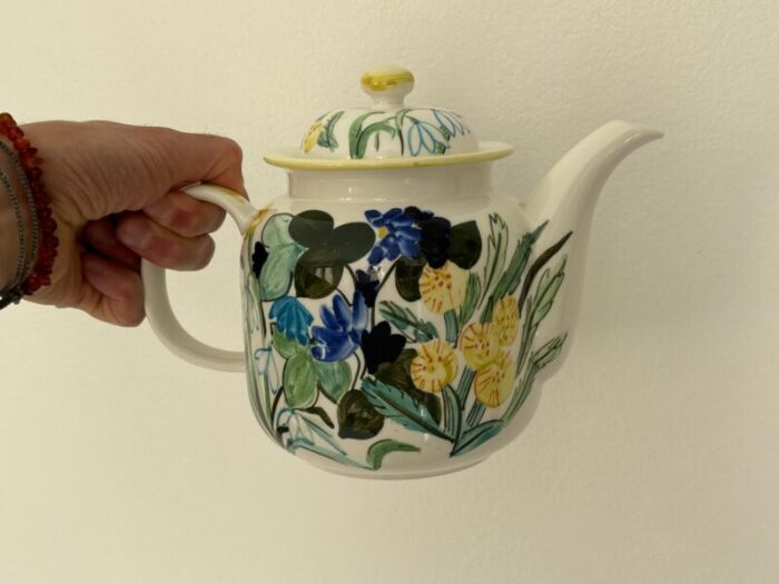 handpainted pitcher by dorrit von fieandt for arabia 8