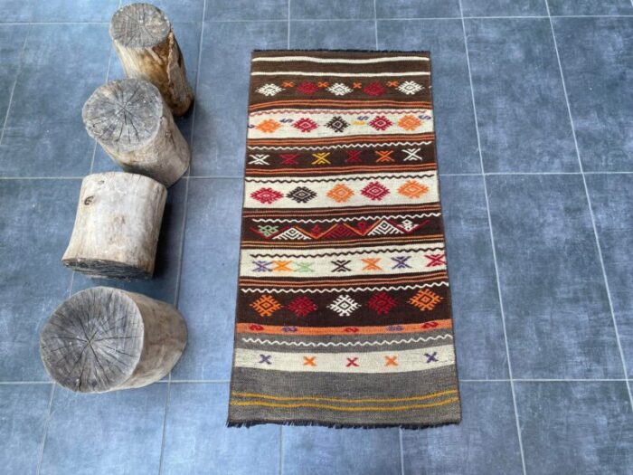 handwoven bohemian vintage kilim rug 2793