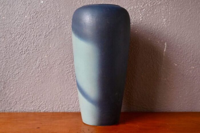 large blue vase from bay keramik 2