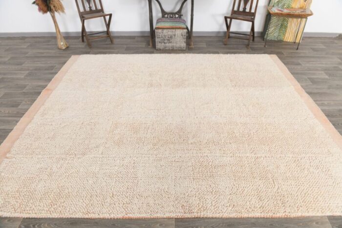 large soft pompom kilim rug in wool 3