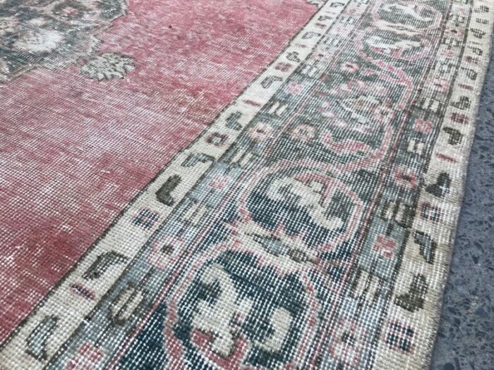 large vintage pale pink rug with medallion design 1980s 10