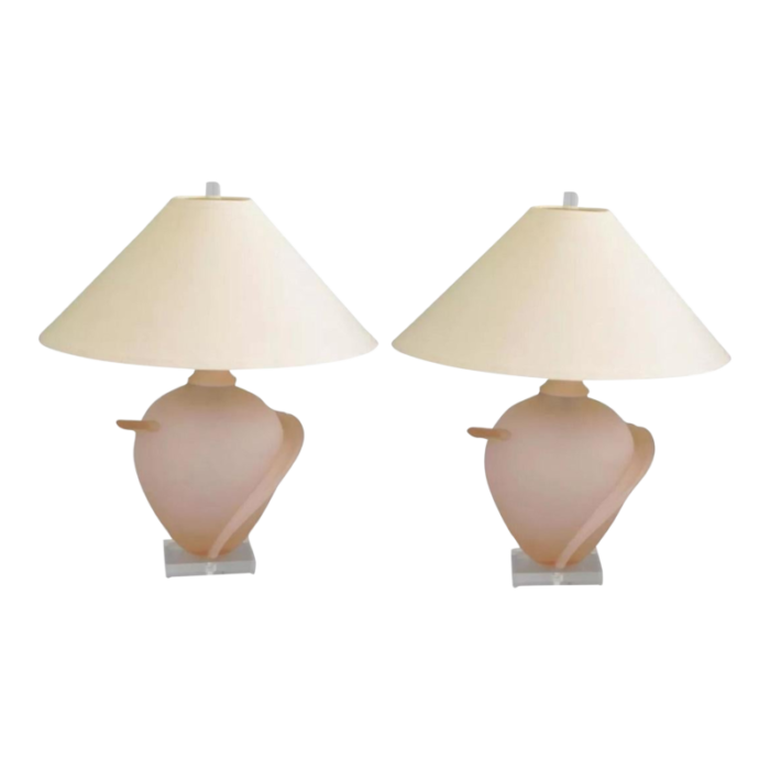 late 20th century hollywood regency pink satin frosted glass table lamps with lucite base a pair 1523