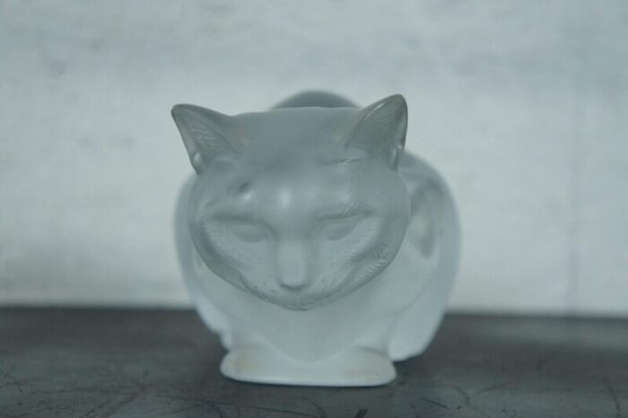 late 20th century lalique france frosted crystal crouching cat chat crouche figurine 11602 6809