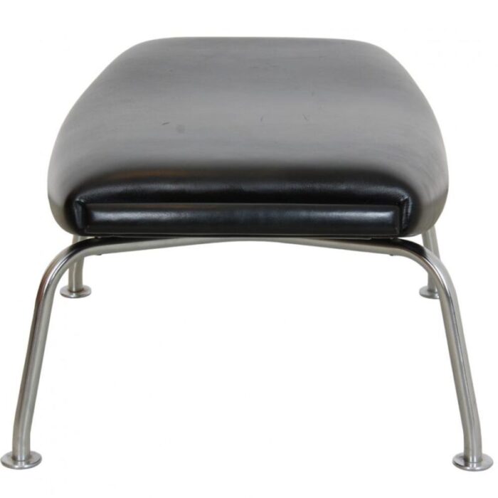 ox chair foot stool in black leather by hans wegner 3193