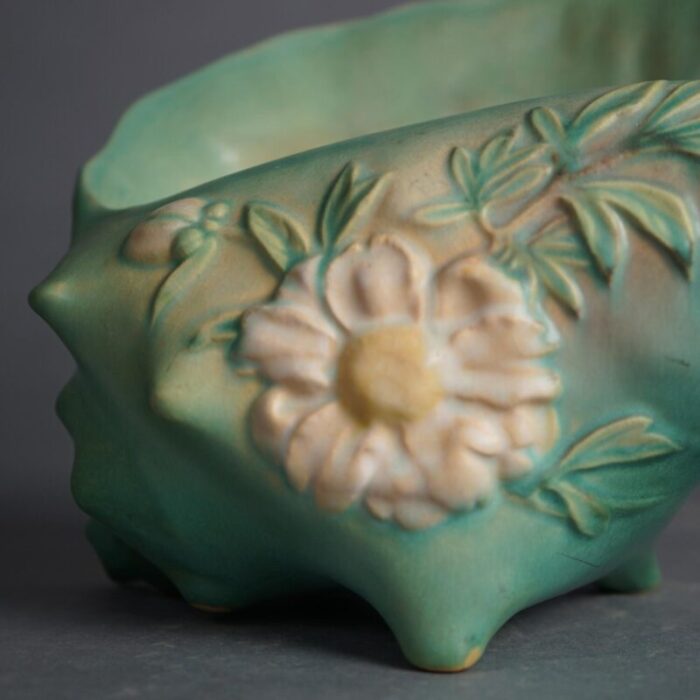 roseville art pottery conch shell peony in green circa 1942 2016