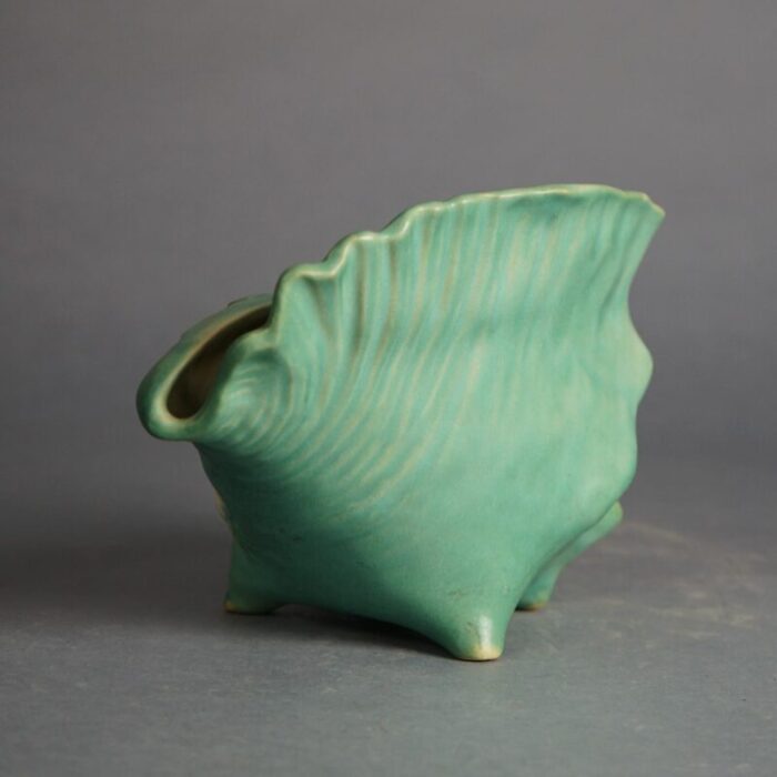 roseville art pottery conch shell peony in green circa 1942 4127