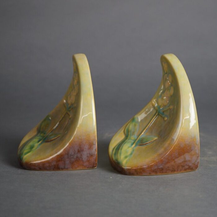 roseville wincraft art pottery bookends floral circa 1948 1503