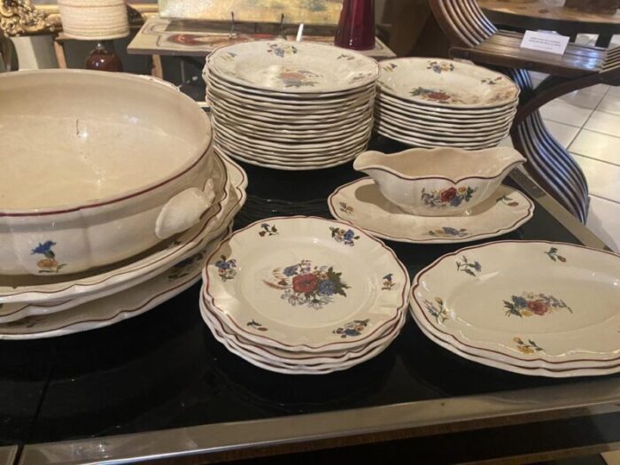 sarreguemines floral plates service set of 35 2242