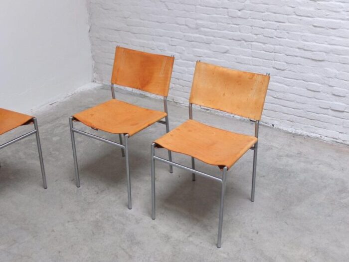 se06 chairs in natural leather by martin visser for t spectrum 1967 set of 6 1945