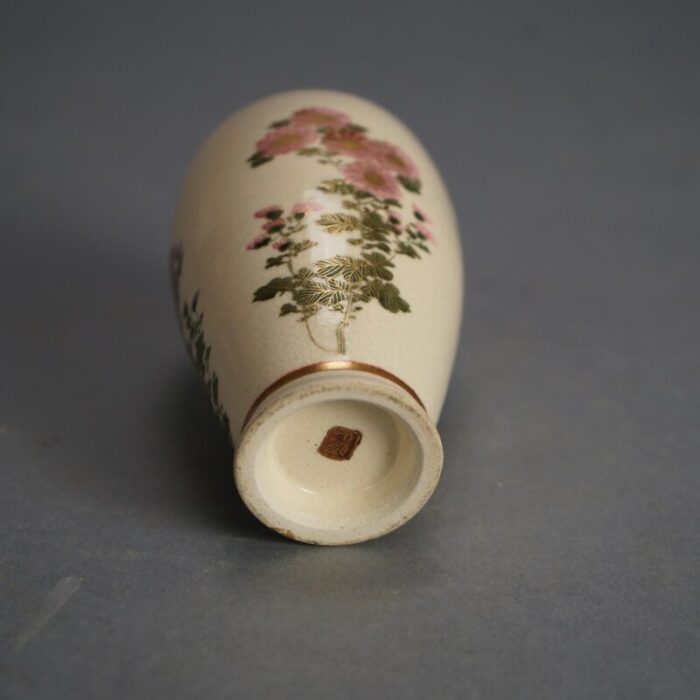 set of three antique japanese satsuma porcelain vases with garden flowers and gilt 1920 8910