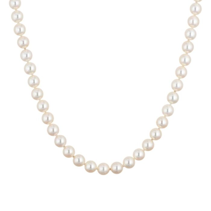 tiffany and co essential necklace 7mm cultured pearls 18k yellow gold clasp 18 3181