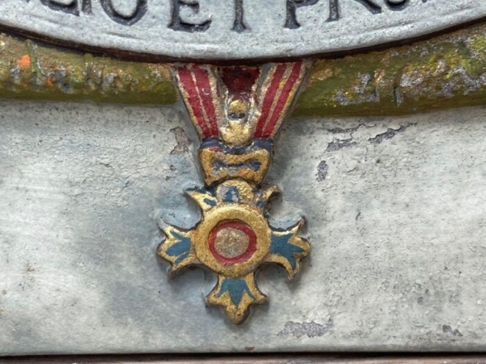 traditional 20th century british bronze heraldry military knighthood obe coat of arms plaque 9907