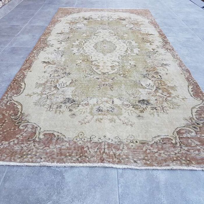 vintage area rug 1960 6