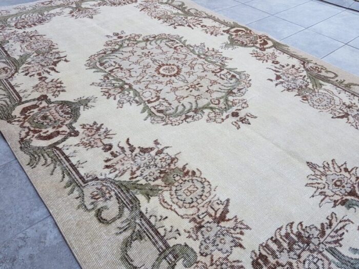 vintage area rug 1960s 7