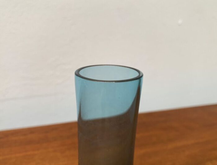 vintage art glass vase 7