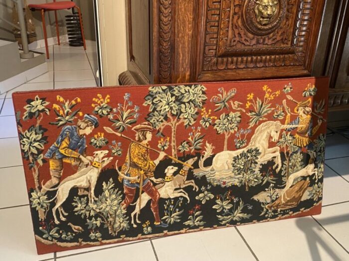 vintage red black and green unicorn tapestry 5169