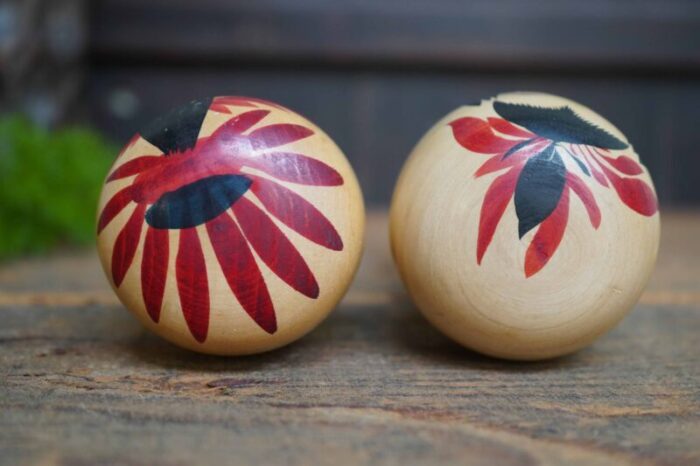 vintage traditional kokeshi japan 1970s set of 2 5