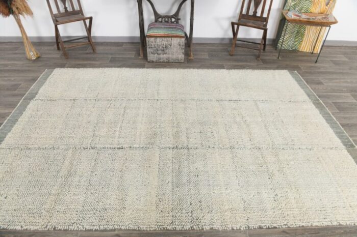 wool kilim pompom rug 3 1